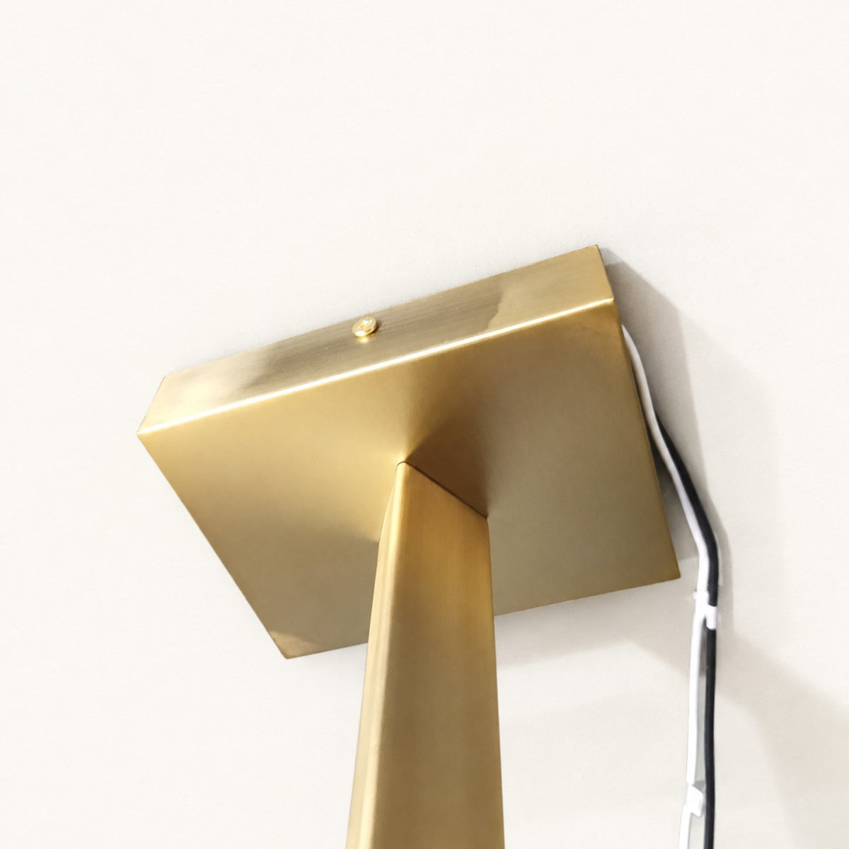 Geometric Linear Wall Sconce